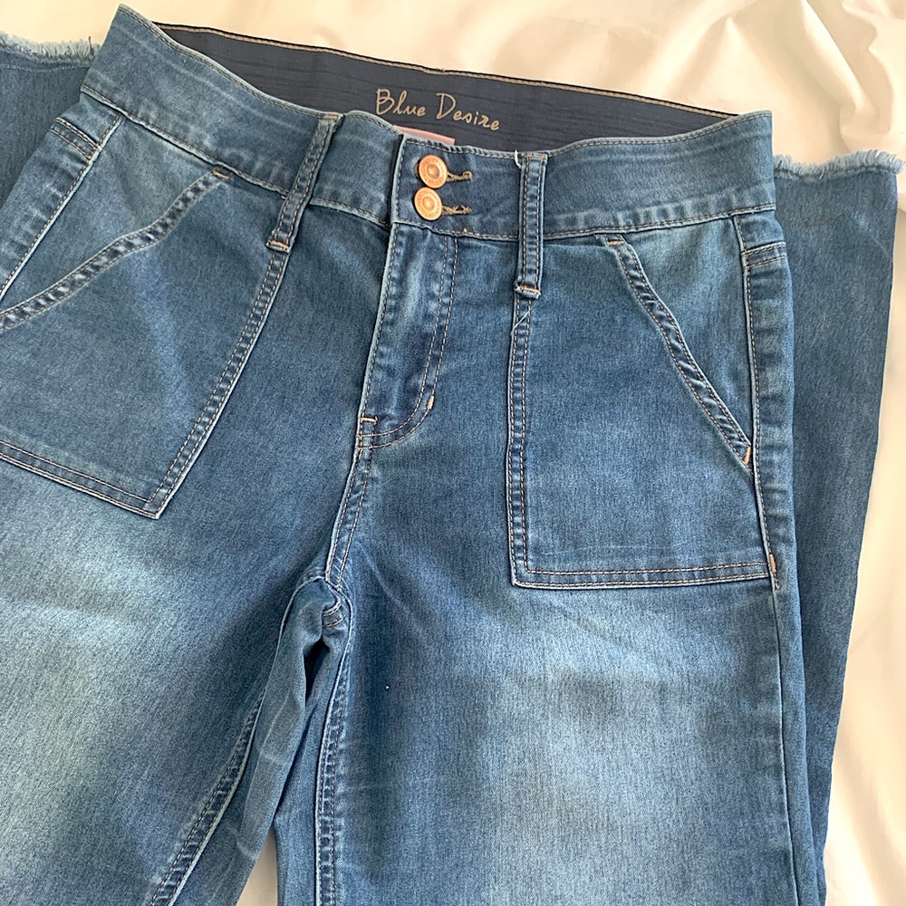 Blue Desire Mid Rise Jeans with Raw Hem Size 7